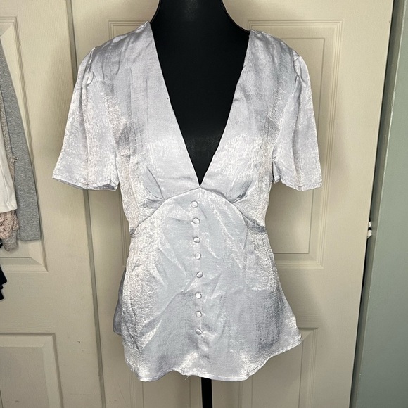 HYFVE Elegant silver-gray Blouse with side zipper - Picture 1 of 6